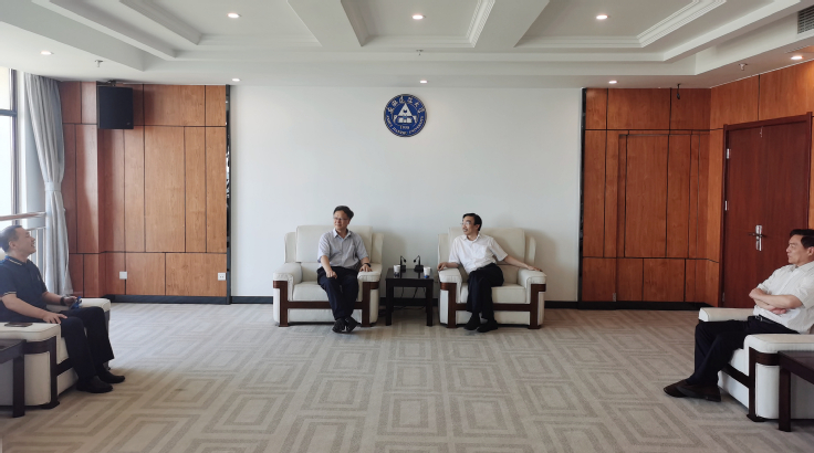 清华大学合肥公共安全研究院实地调研学校智慧化消防试点建设项目