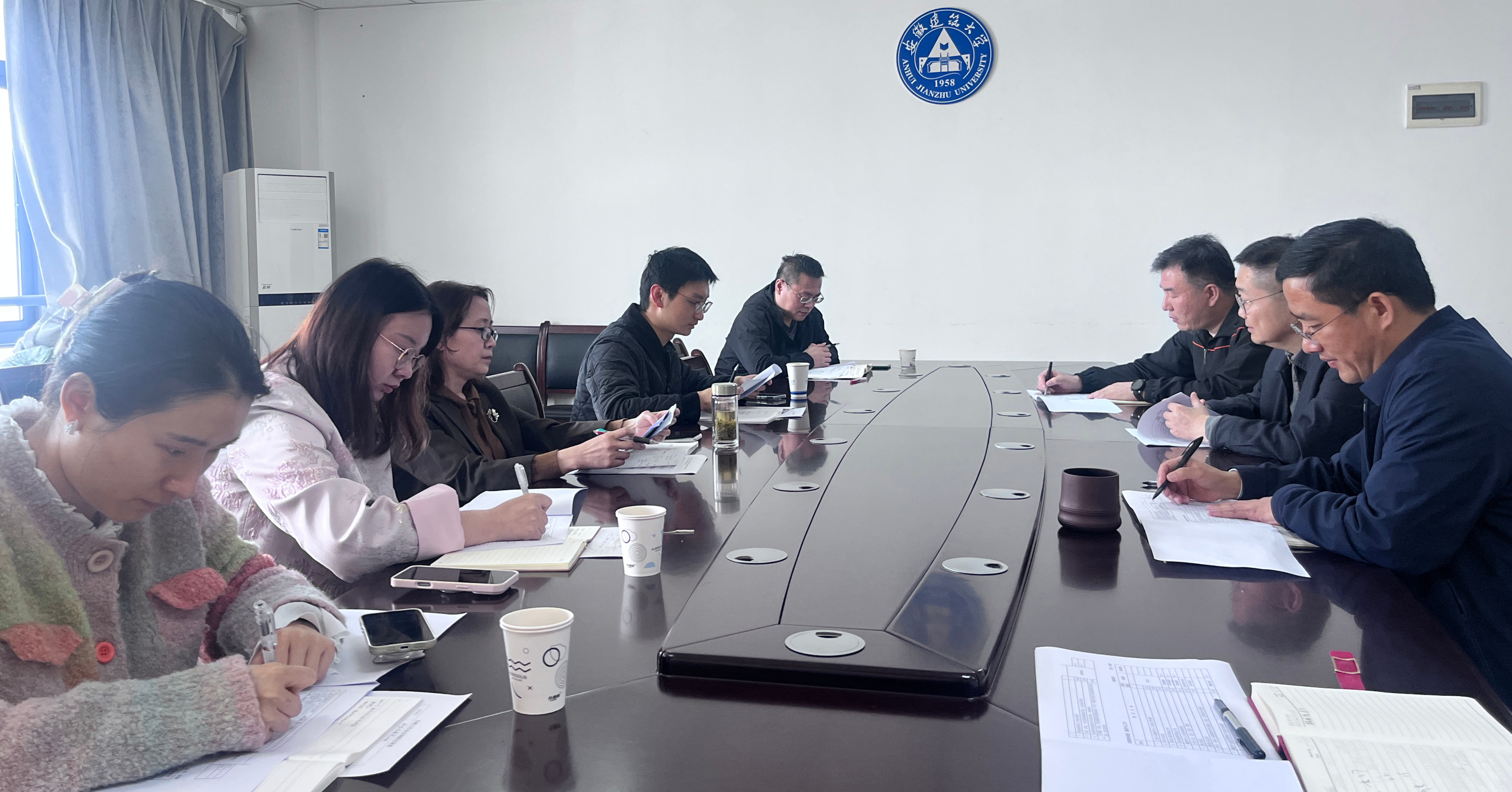 校档案馆来科技成果转化处(融创办)进行档案走访与业务指导