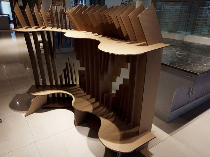 建规学院建造节进行时之纸板墙