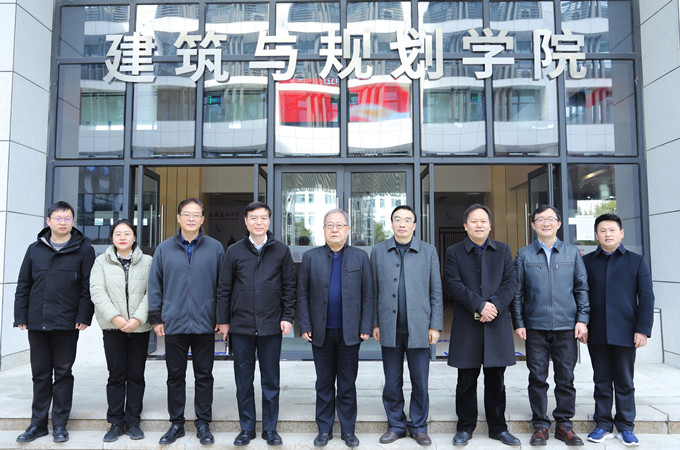 中国工程院院士刘加平来校交流指导